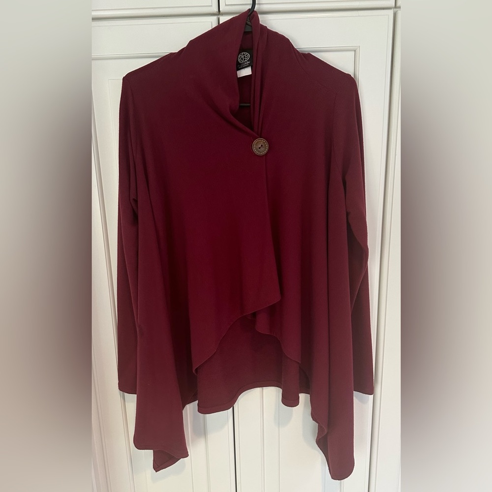 Maroon One Button Wrap. Excellent Condition - image 2